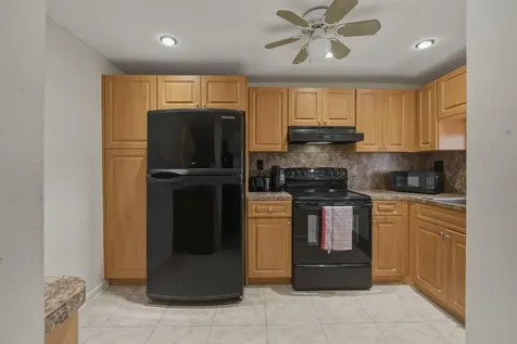 9720 S Hollybrook Lake Drive Pembroke Pines FL 33025