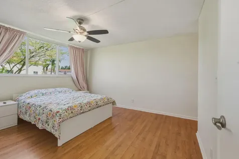 9720 S Hollybrook Lake Drive Pembroke Pines FL 33025