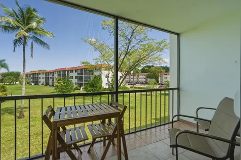 9720 S Hollybrook Lake Drive Pembroke Pines FL 33025