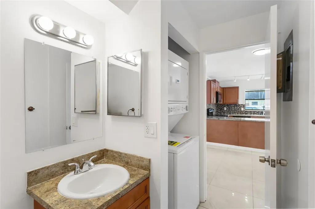 5822 Swordfish Court Tamarac FL 33319