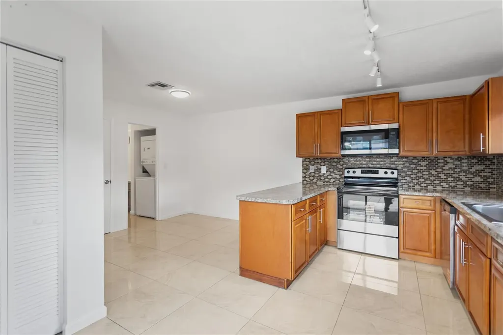 5822 Swordfish Court Tamarac FL 33319