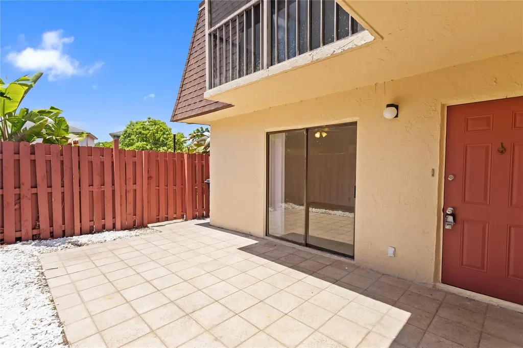 5822 Swordfish Court Tamarac FL 33319