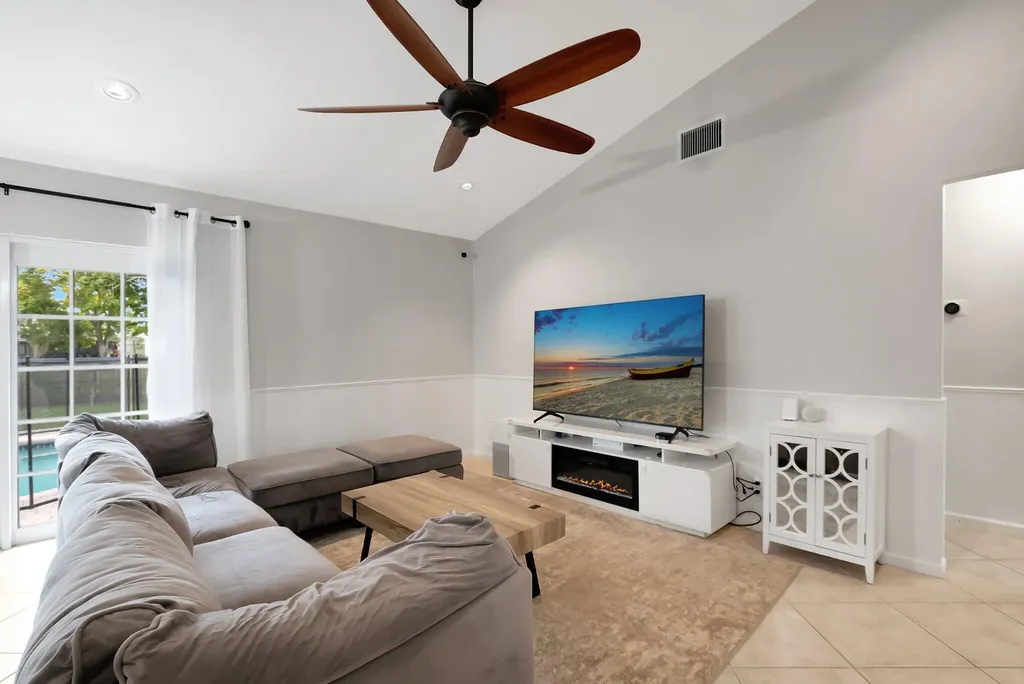 9680 Lancaster Place Boca Raton FL 33434