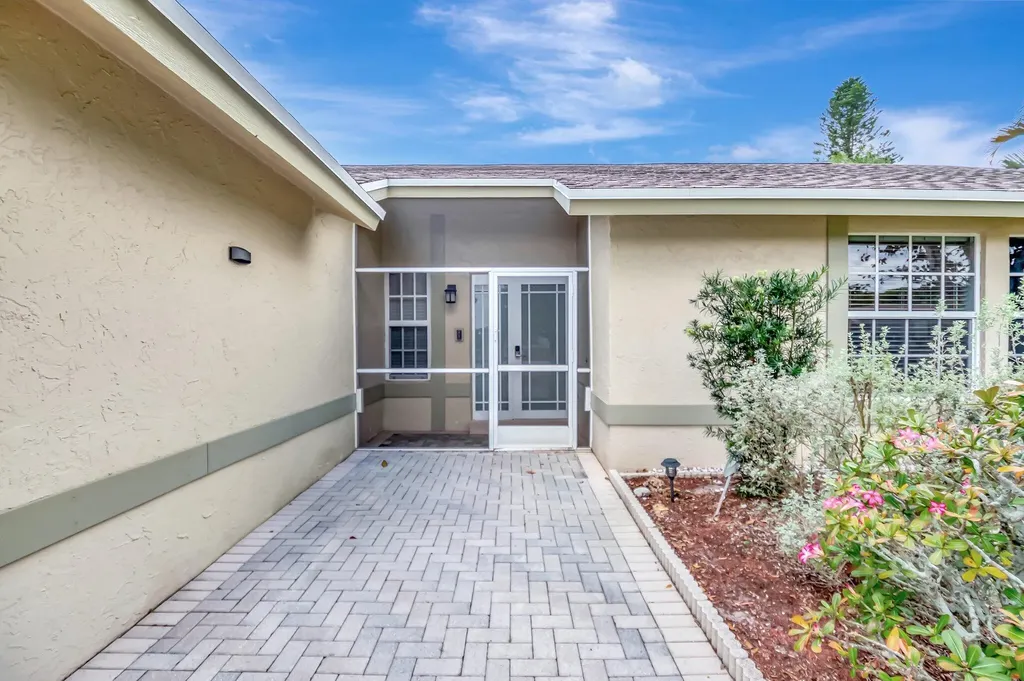 9680 Lancaster Place Boca Raton FL 33434