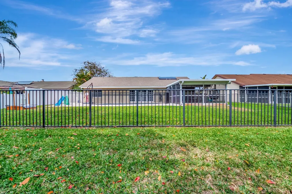 9680 Lancaster Place Boca Raton FL 33434