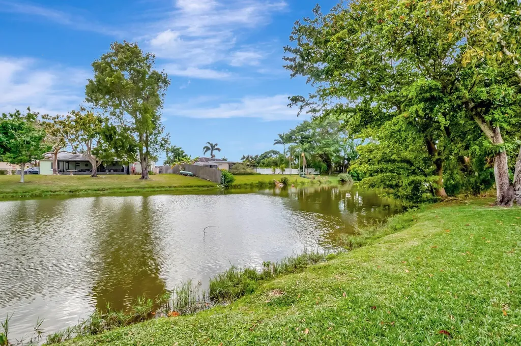 9680 Lancaster Place Boca Raton FL 33434