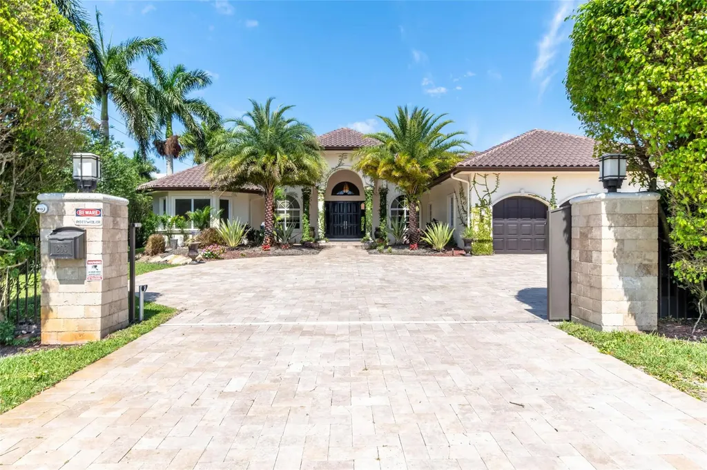 1203 NW 121st Avenue Plantation FL 33323