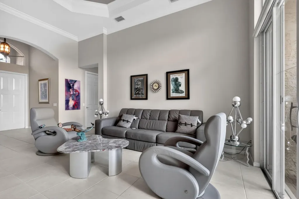 7937 Amethyst Lake Point Lake Worth FL 33467