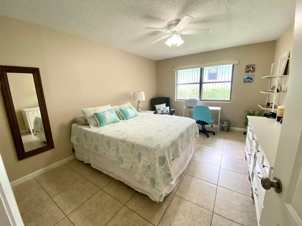 1127 E Seminole Avenue Jupiter FL 33477