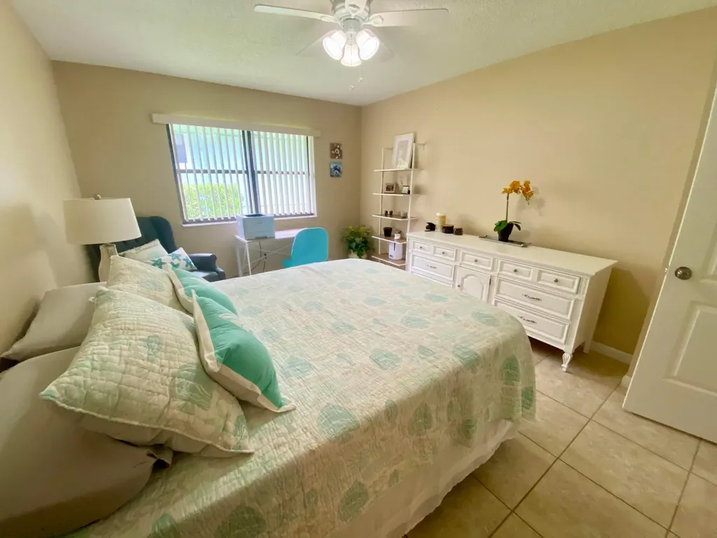 1127 E Seminole Avenue Jupiter FL 33477