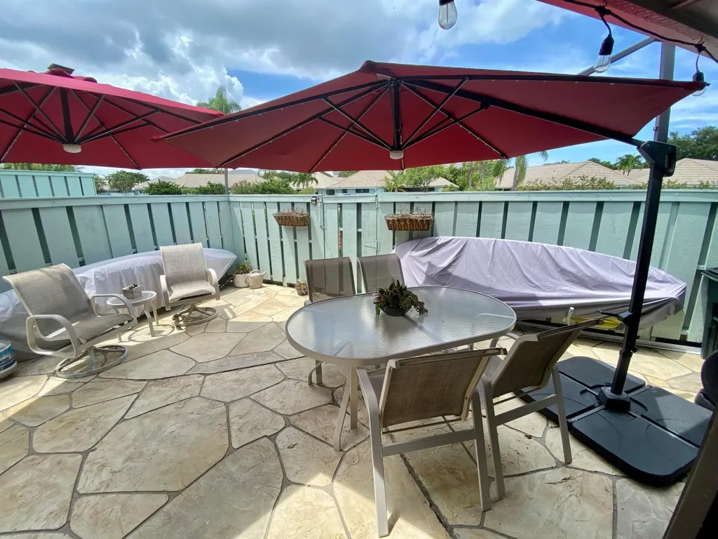 1127 E Seminole Avenue Jupiter FL 33477
