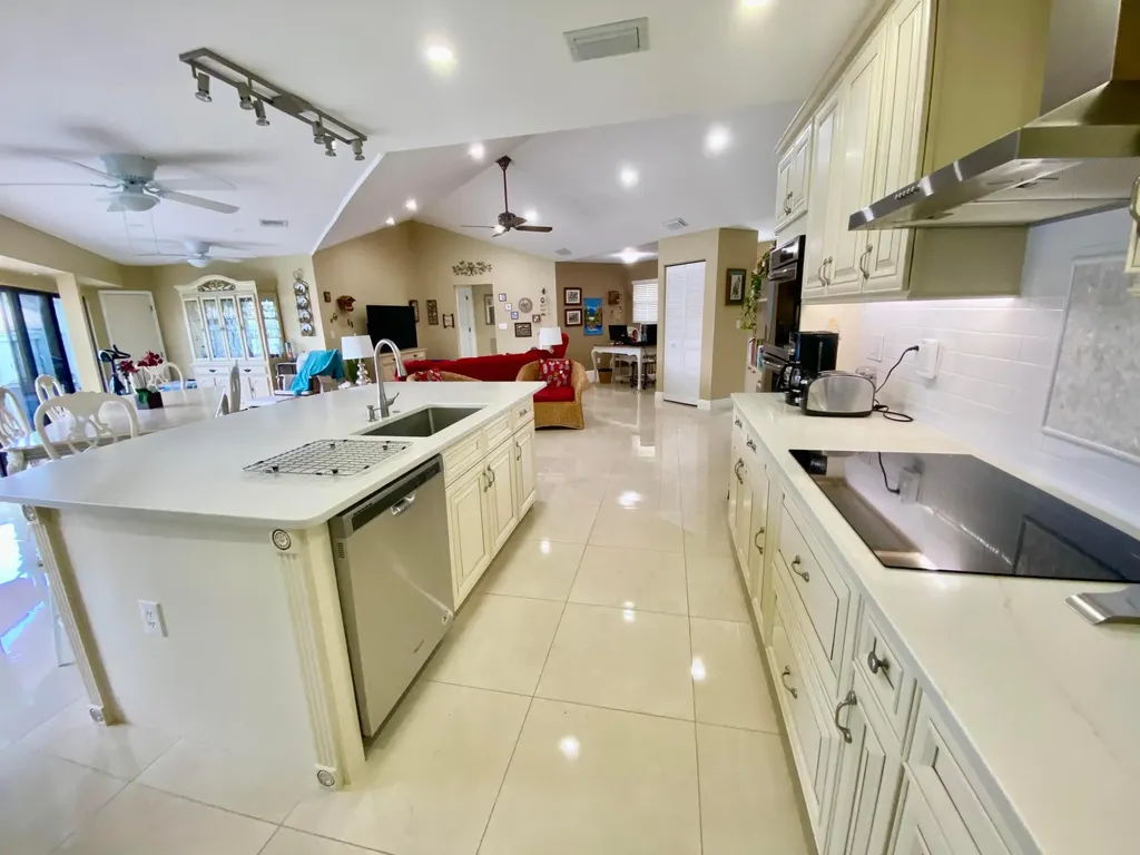 1127 E Seminole Avenue Jupiter FL 33477