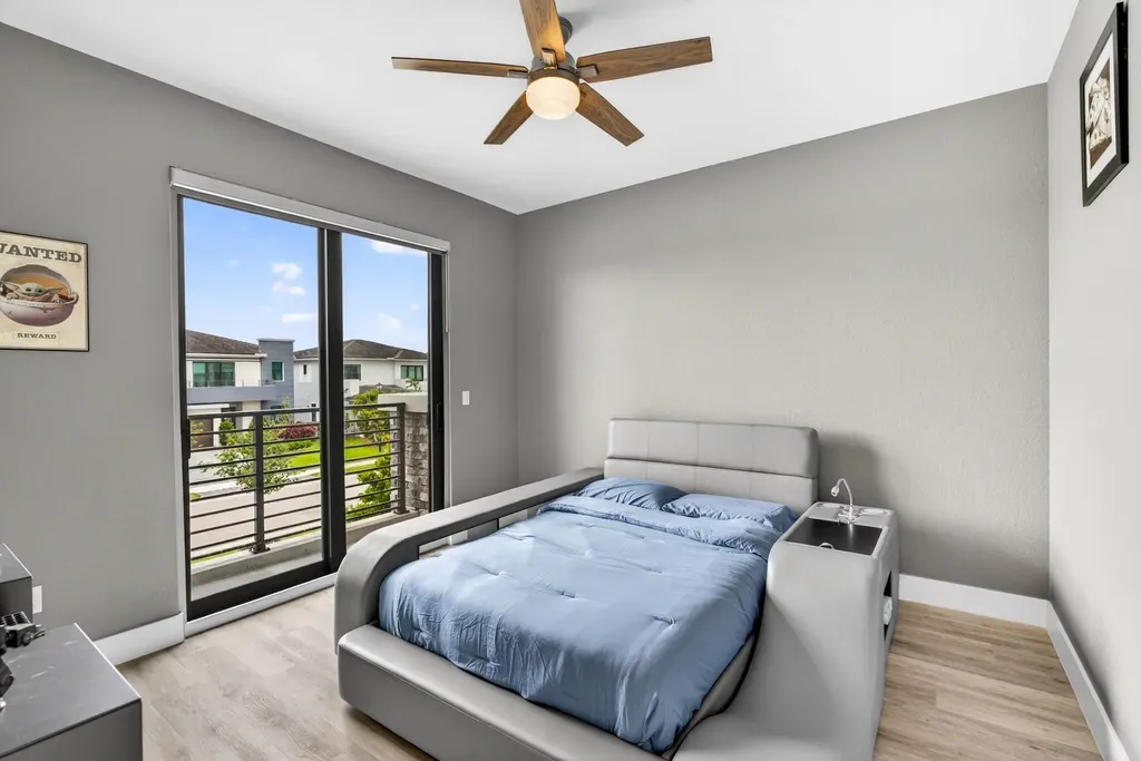 8612 Prospect Lane Parkland FL 33076