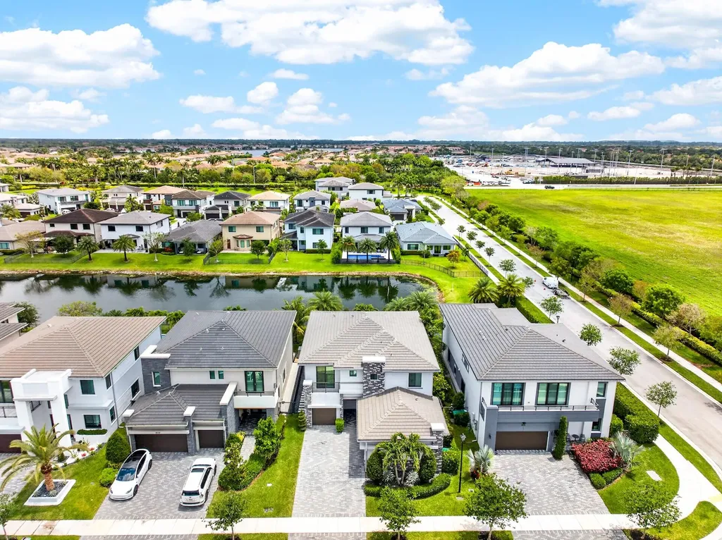 8612 Prospect Lane Parkland FL 33076