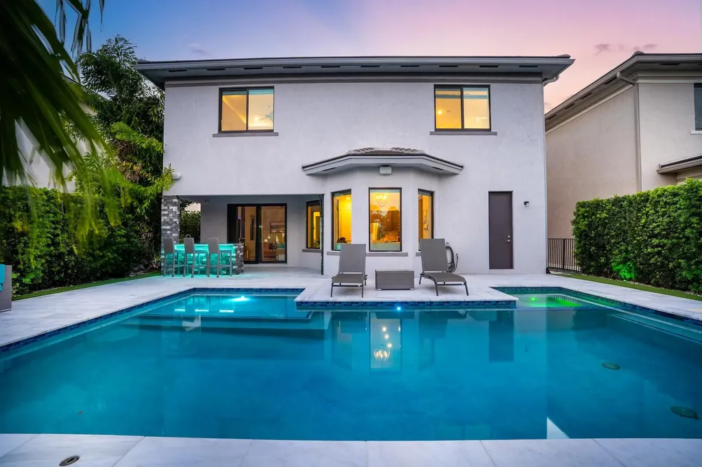 8612 Prospect Lane Parkland FL 33076