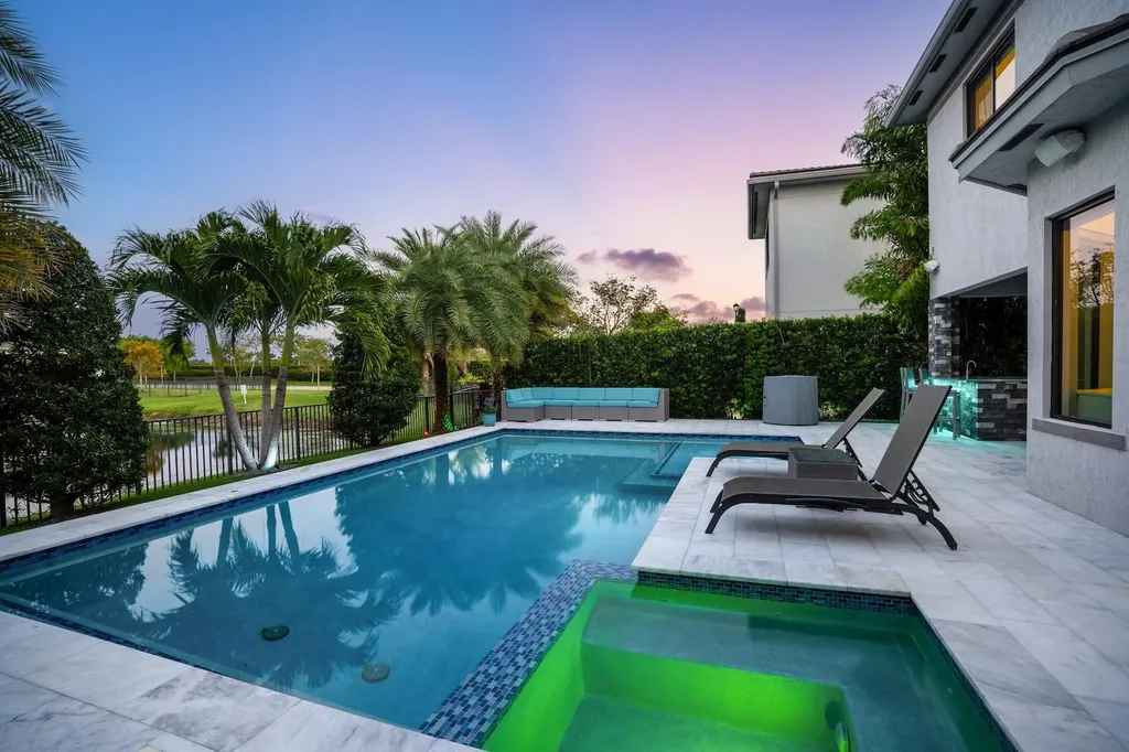 8612 Prospect Lane Parkland FL 33076