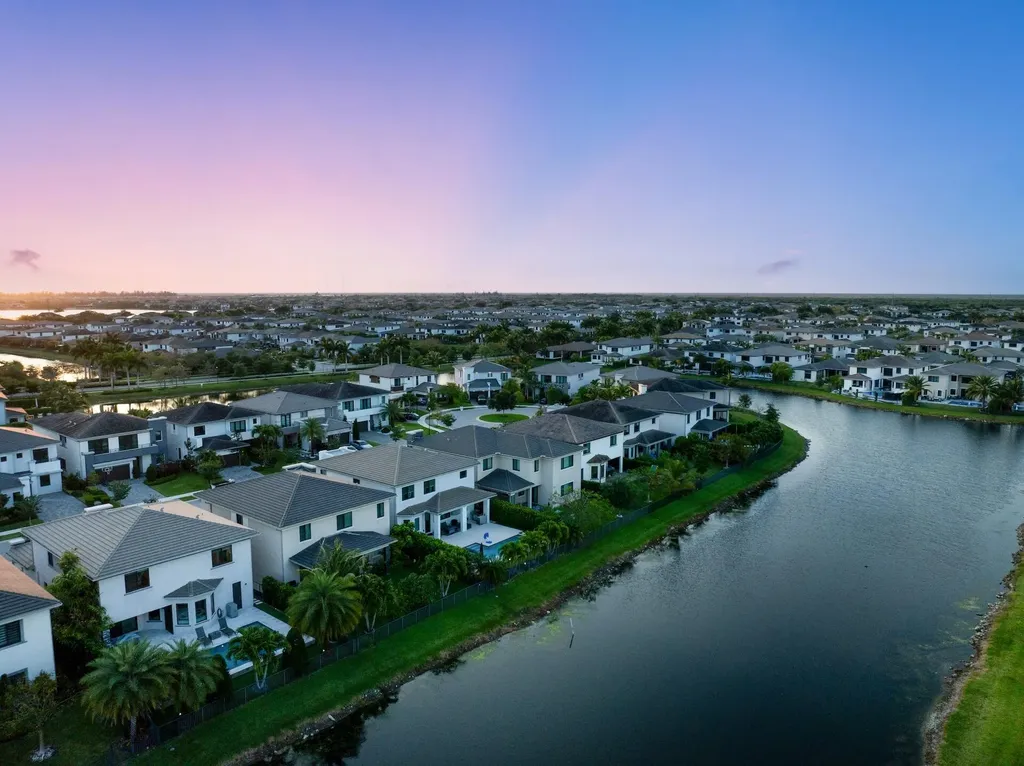 8612 Prospect Lane Parkland FL 33076