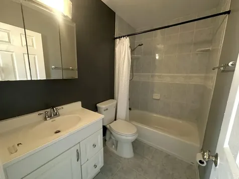 2404 Seaside Drive Greenacres FL 33463