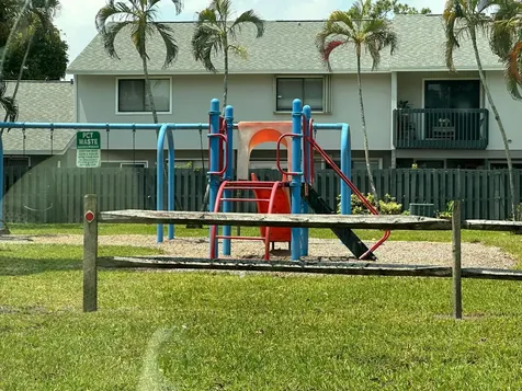 2404 Seaside Drive Greenacres FL 33463