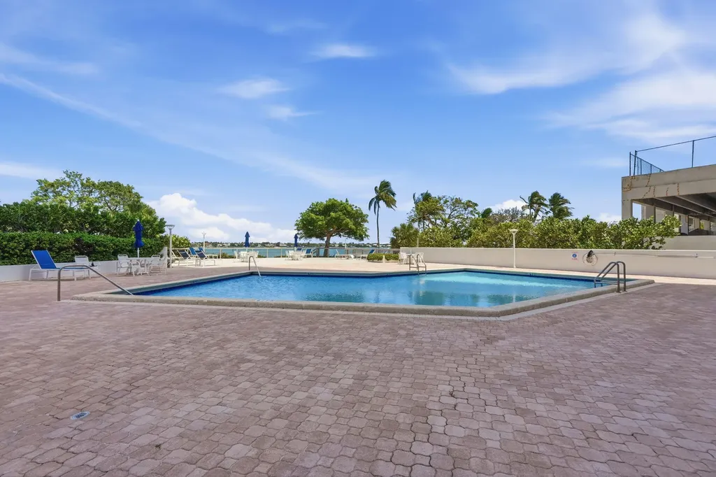 5600 N Flagler Drive West Palm Beach FL 33407
