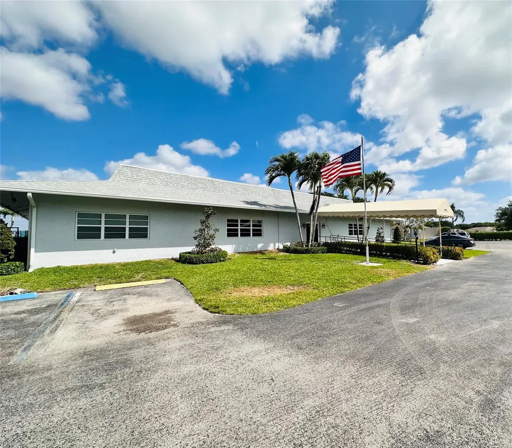 14676 Canalview Drive Delray Beach FL 33484