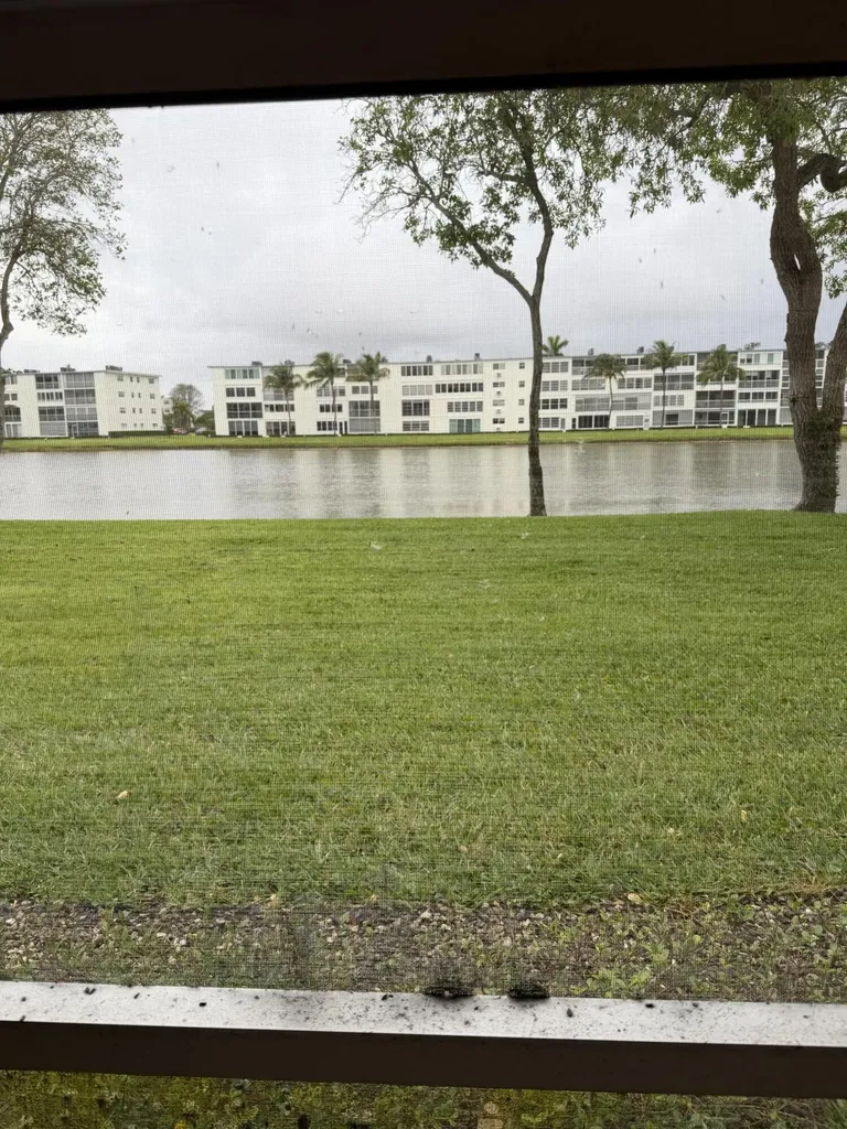 1007 Wolverton A Boca Raton FL 33434