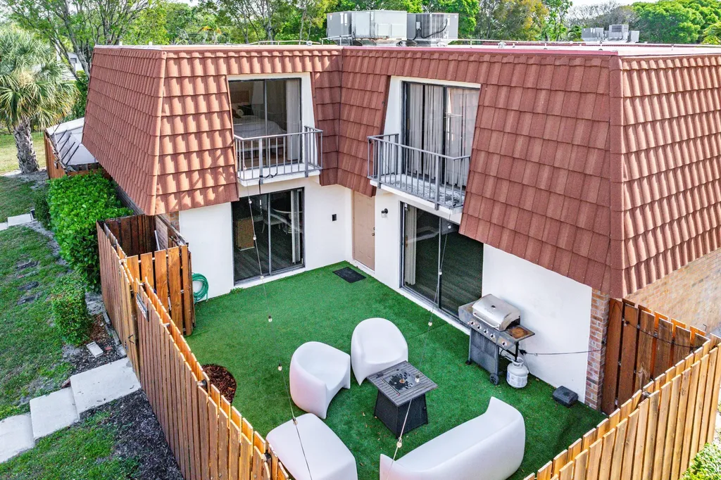3425 San Bernadino Drive Delray Beach FL 33445