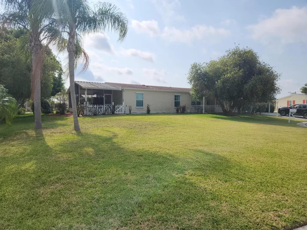 7650 Red Crossbill Court Port St Lucie FL 34952