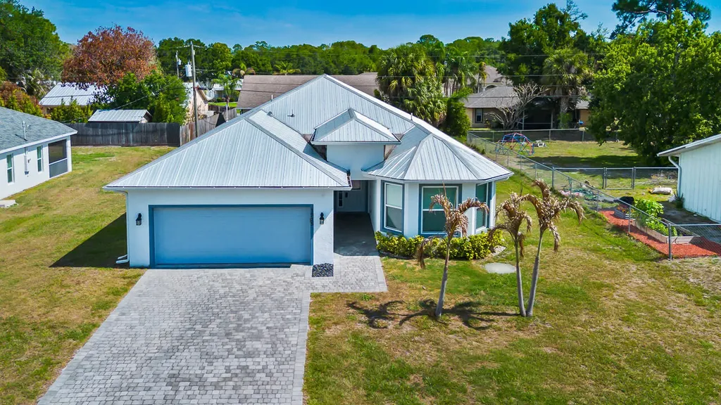 1925 SW Michelangelo Avenue Port St Lucie FL 34953