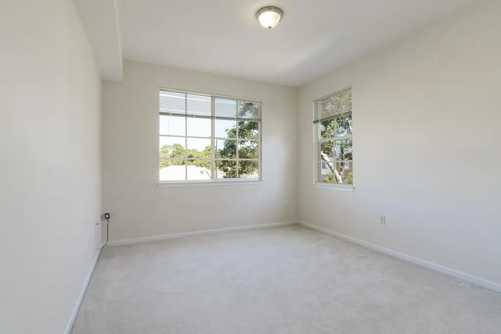 1201 Myrtlewood Circle E Palm Beach Gardens FL 33418