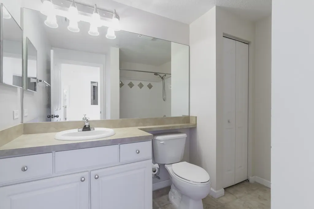 1201 Myrtlewood Circle E Palm Beach Gardens FL 33418