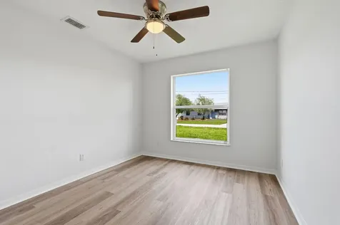 2574 SE Richmond Street Port St Lucie FL 34952