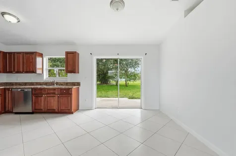 2574 SE Richmond Street Port St Lucie FL 34952