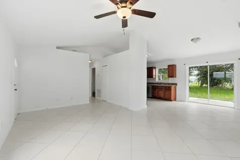 2574 SE Richmond Street Port St Lucie FL 34952