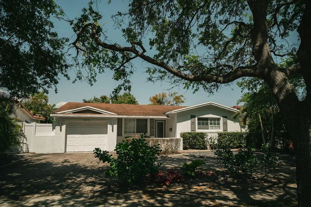 4815 Johnson Street Hollywood FL 33021