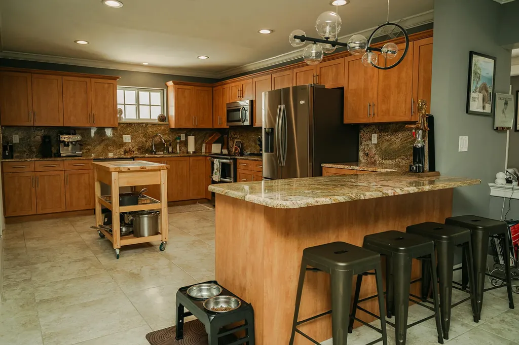 4815 Johnson Street Hollywood FL 33021