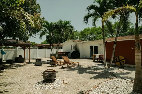 4815 Johnson Street Hollywood FL 33021
