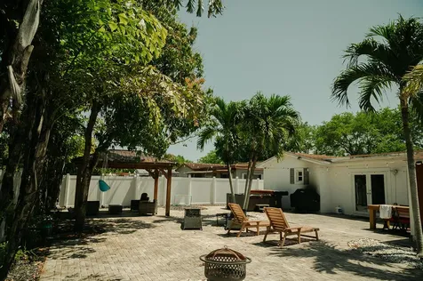4815 Johnson Street Hollywood FL 33021