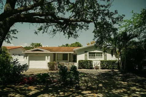 4815 Johnson Street Hollywood FL 33021