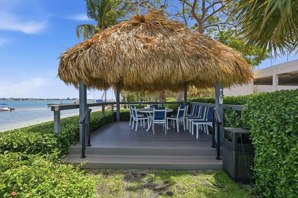 5600 N Flagler Drive West Palm Beach FL 33407
