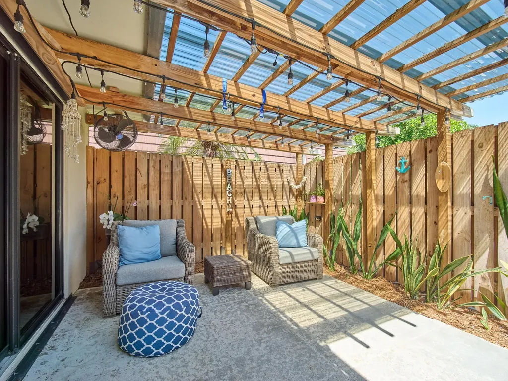 803 8th Lane Palm Beach Gardens FL 33418