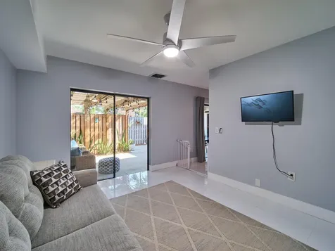 803 8th Lane Palm Beach Gardens FL 33418
