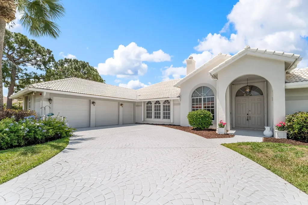 1402 SW Osprey Cove Port St Lucie FL 34986