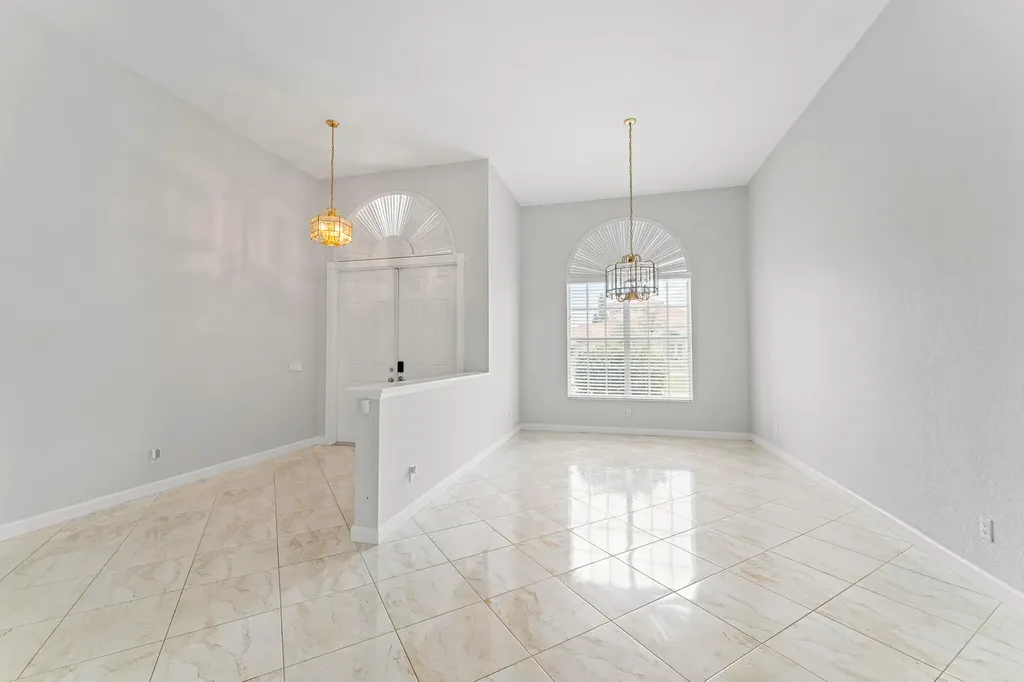 1402 SW Osprey Cove Port St Lucie FL 34986