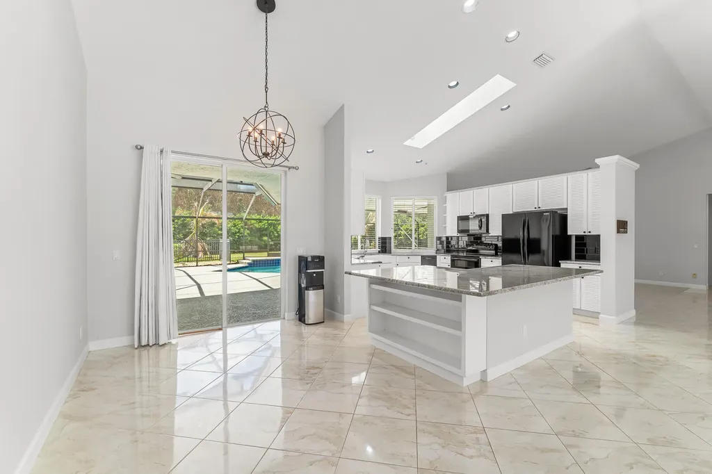 1402 SW Osprey Cove Port St Lucie FL 34986