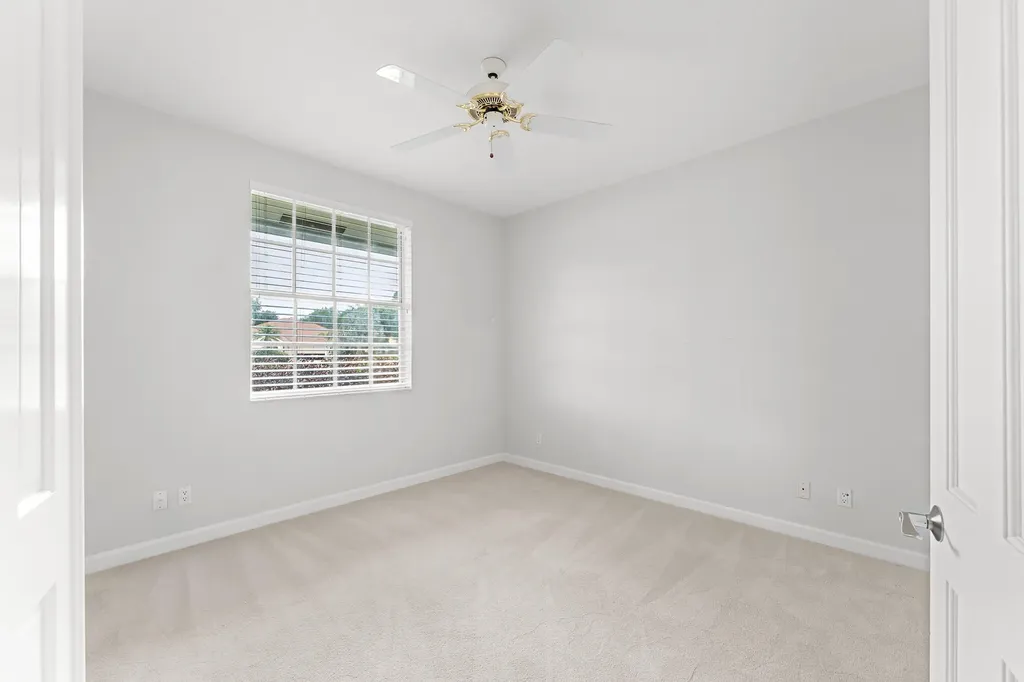 1402 SW Osprey Cove Port St Lucie FL 34986