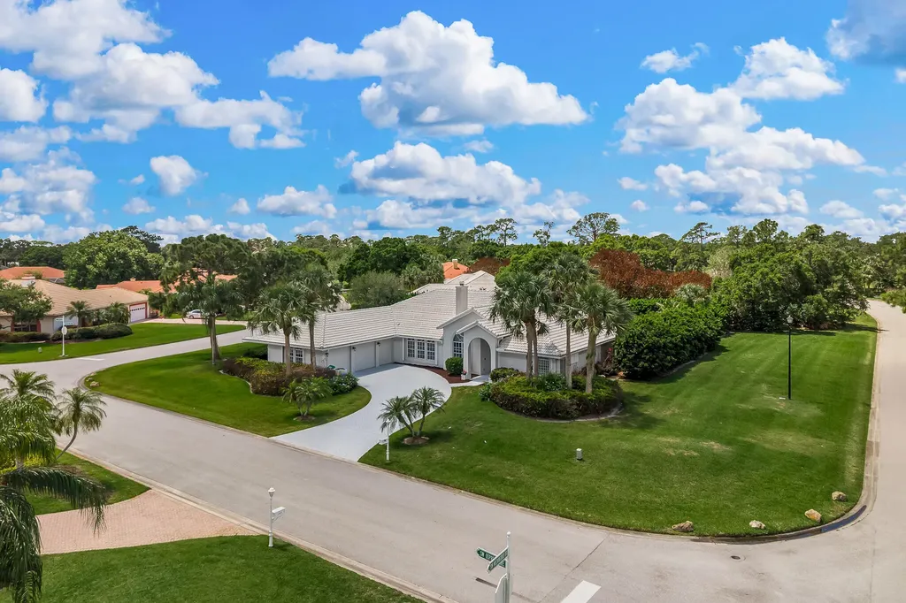 1402 SW Osprey Cove Port St Lucie FL 34986