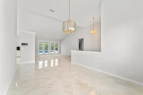 1402 SW Osprey Cove Port St Lucie FL 34986