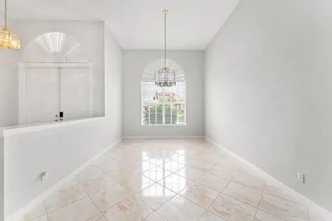 1402 SW Osprey Cove Port St Lucie FL 34986