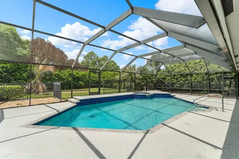 1402 SW Osprey Cove Port St Lucie FL 34986